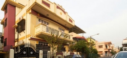, Kolkata, Guest Houses