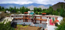 , Leh, Hotels