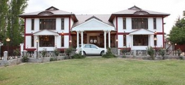 , Srinagar, Resort Hotels