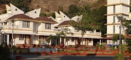 , Lonavala, Hotels