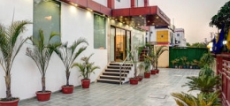 , Noida, Hotels