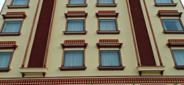 , Kukas, Hotels
