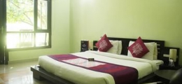 , Dhikuli, Hotels