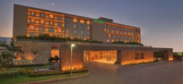 , Hinjawadi, Hotels