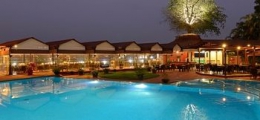 , Khandala, Hotels