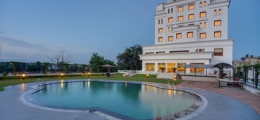 Royal Sarovar Portico