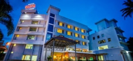 , Angamali, Hotels