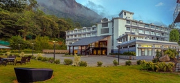 , Chinnakanal, Hotels