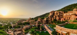 , Neemrana, Hotels