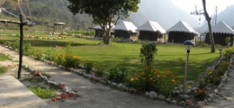 , Paliyal Gaon, Tent Houses