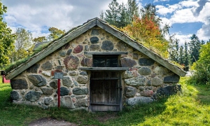 Nature Hut