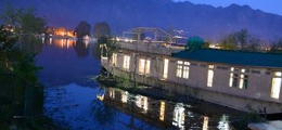, Srinagar, House Boats