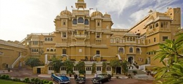 , Devgarh, Hotels